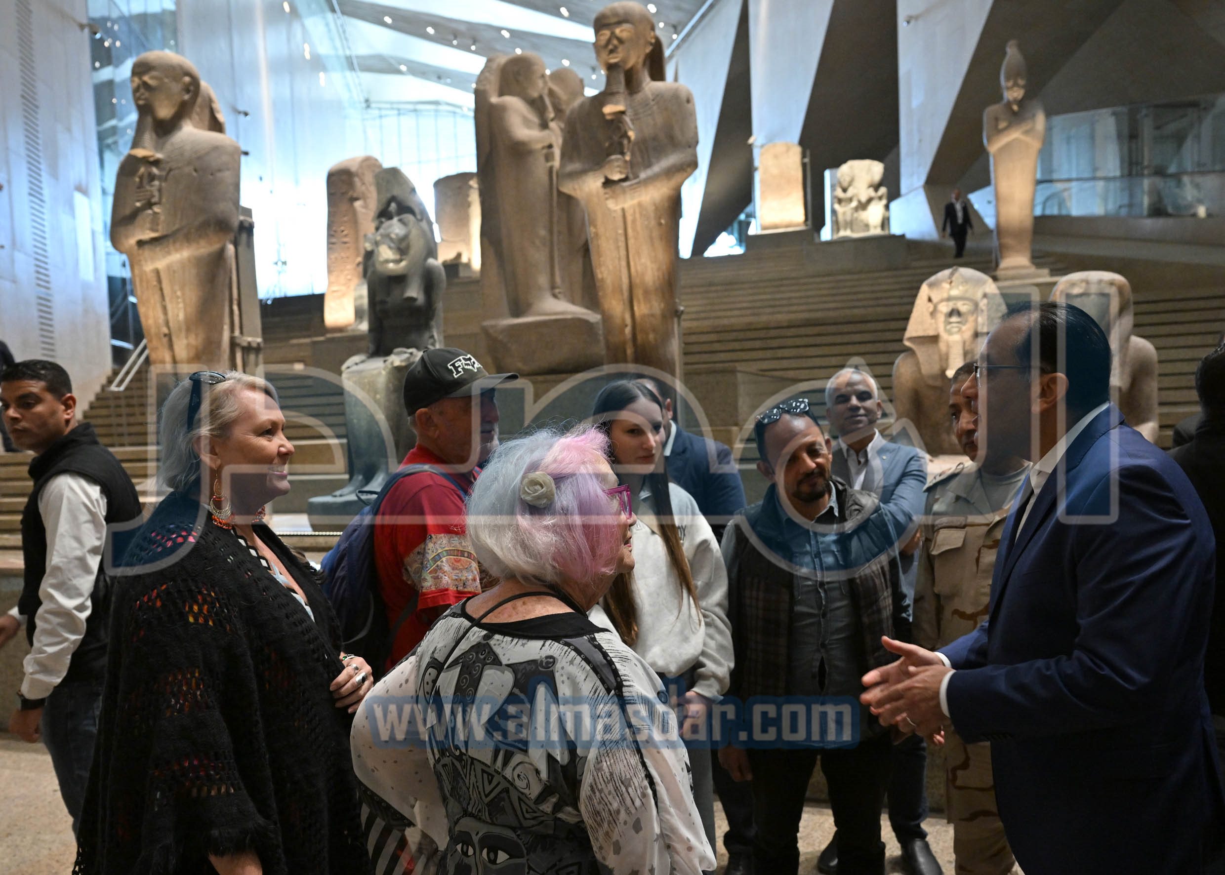 رئيس الوزراء يتفقدُ المتحف المصري الكبير