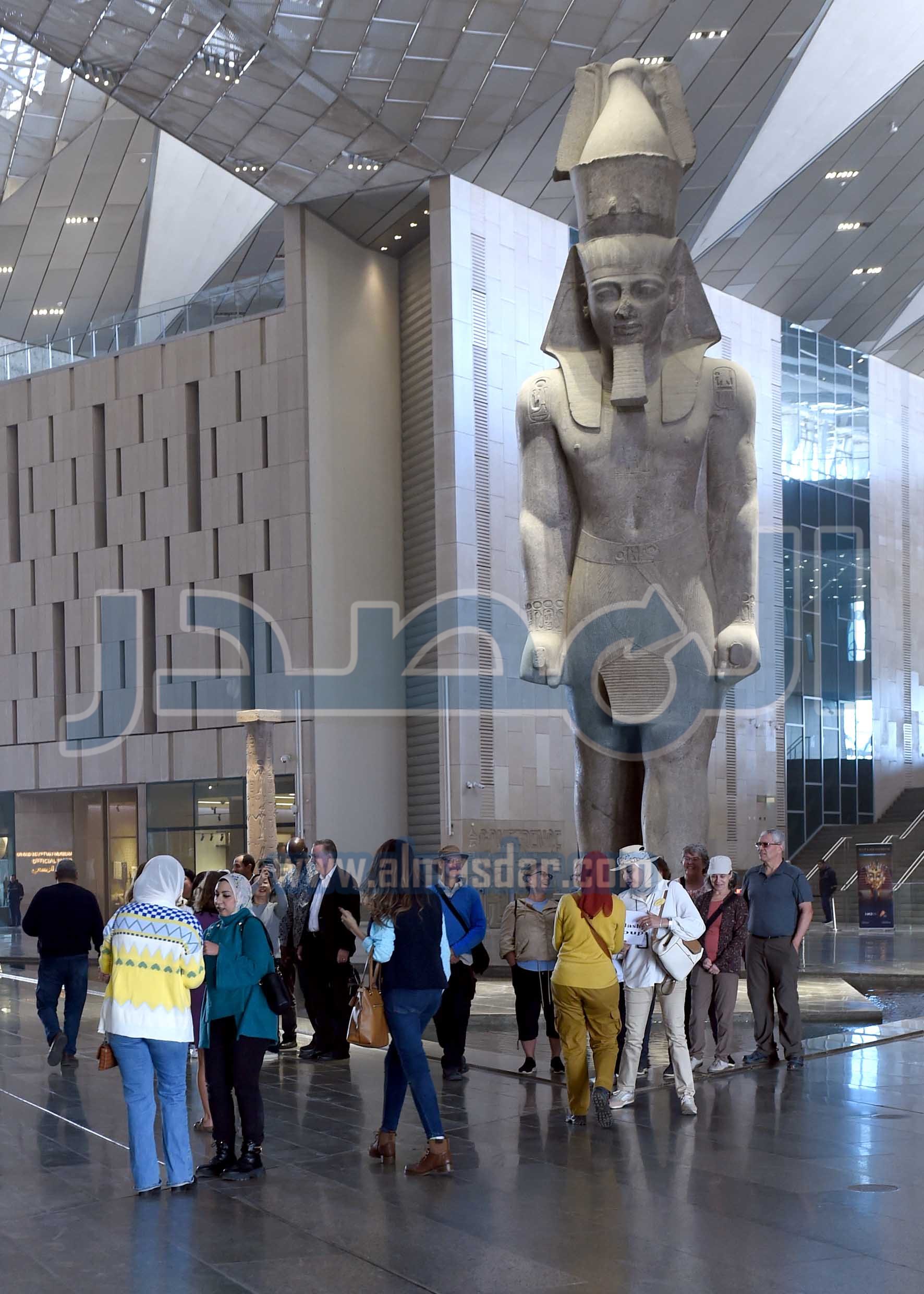 رئيس الوزراء يتفقدُ المتحف المصري الكبير