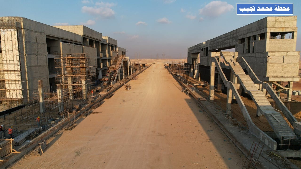 الوزير يتفقد مشروع الخط الاول من شبكة القطار الكهربائي