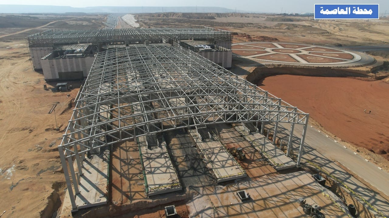 الوزير يتفقد مشروع الخط الاول من شبكة القطار الكهربائي