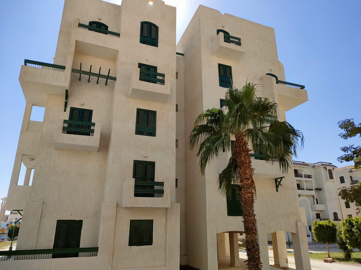 طرح 1160 وحدة سكنية كاملة التشطيب بمدينتي العبور وأسيوط