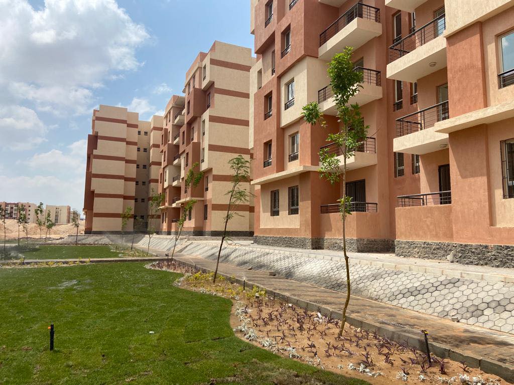 طرح 1160 وحدة سكنية كاملة التشطيب بمدينتي العبور وأسيوط