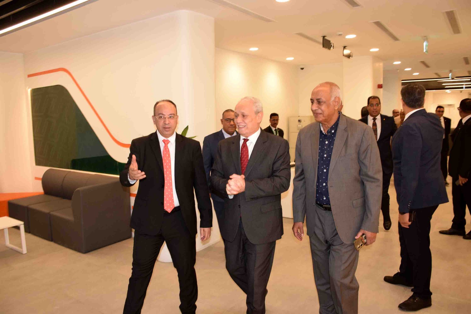 المقر الجديد للبنك الأهلي المصري في مدينة أرمنت
