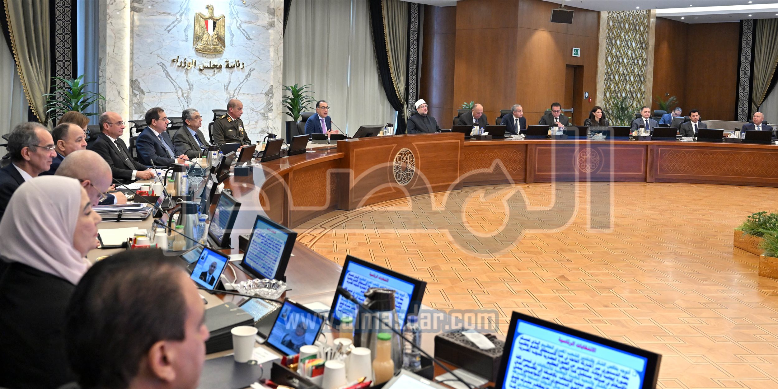 مجلس الوزراء يبدأ اجتماعه الأسبوعي بالعاصمة الإدارية