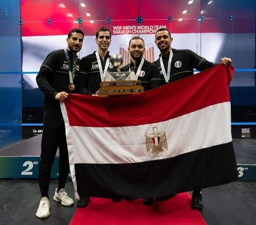 وزير الرياضة يهنئ أبطال مصر في الإسكواش