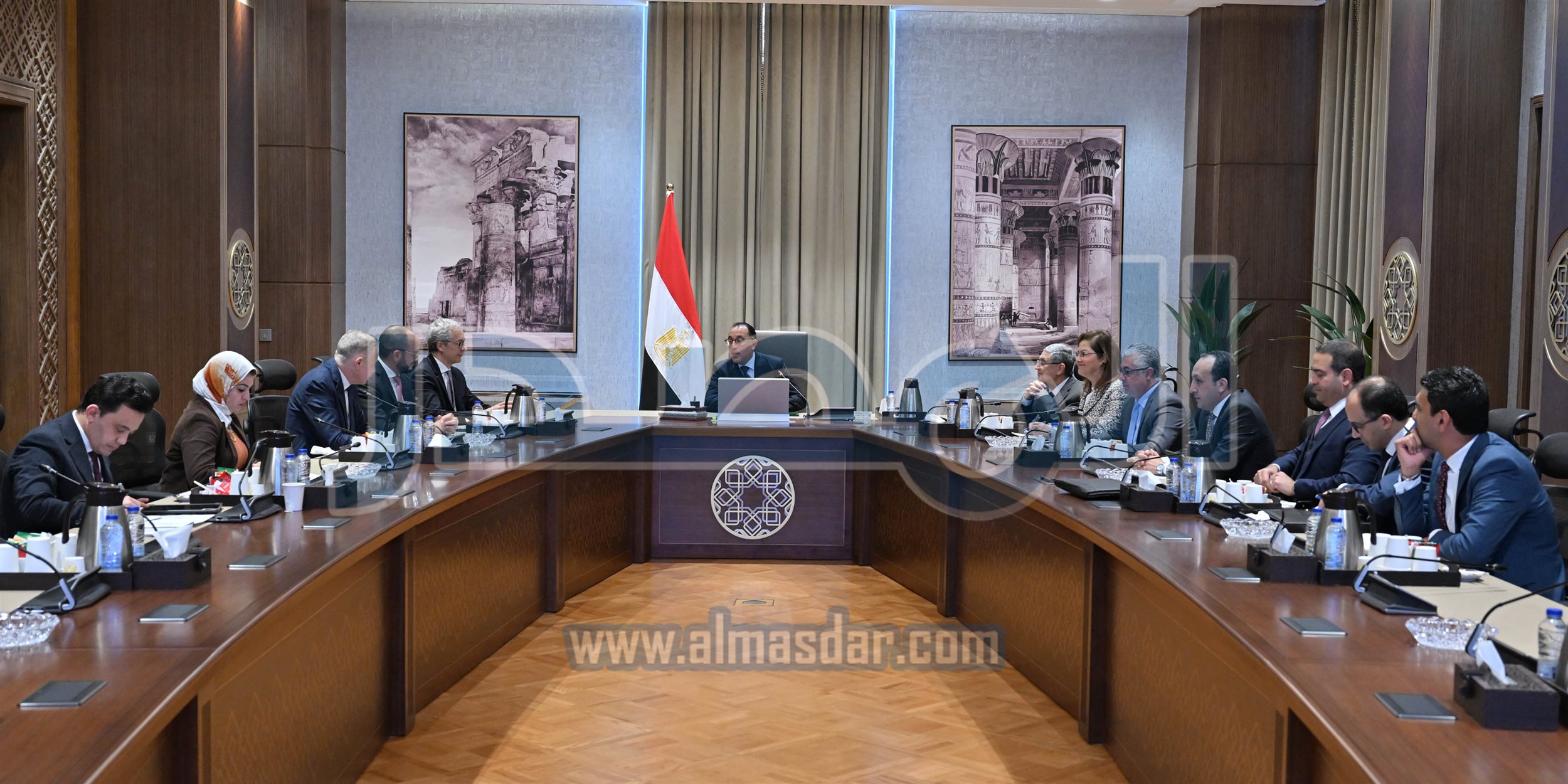 مدبولى يلتقى الرئيس التنفيذي لشركة