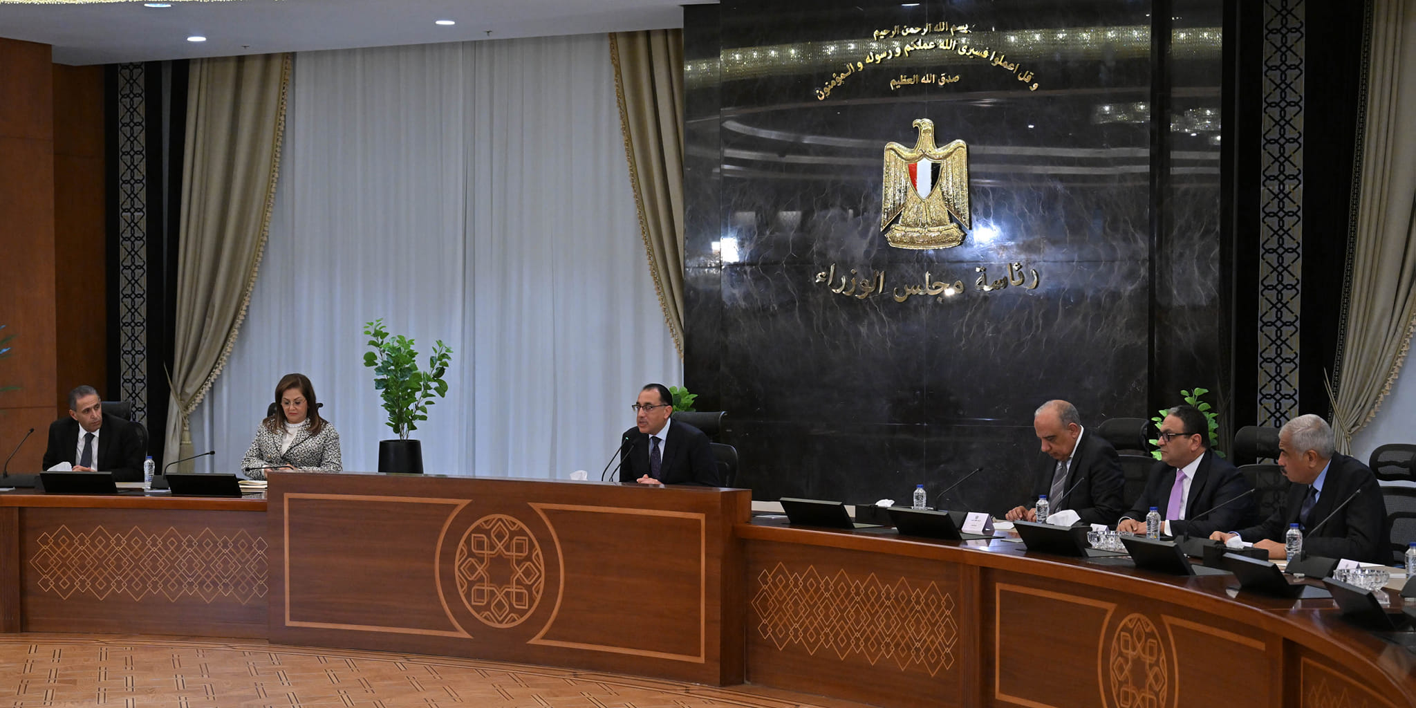 مؤتمر صحفي لرئيس مجلس الوزراء