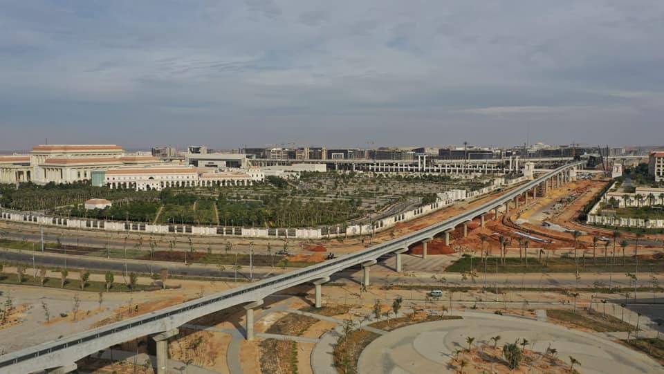 وزير النقل يتابع معدلات تنفيذ مشروع مونوريل شرق النيل�