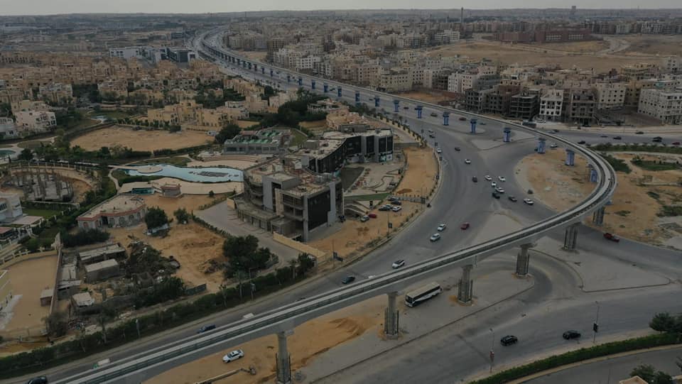 وزير النقل يتابع معدلات تنفيذ مشروع مونوريل شرق النيل�