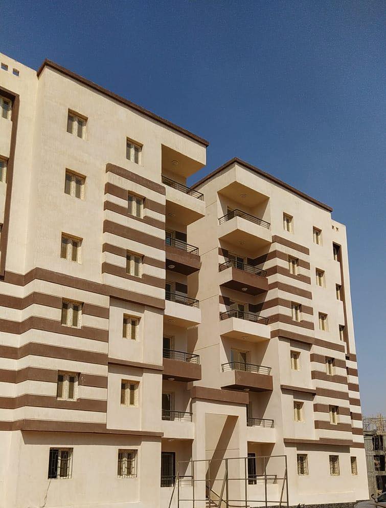وزير الإسكان يتابع تنفيذ 9 آلاف وحدة سكنية خضراء