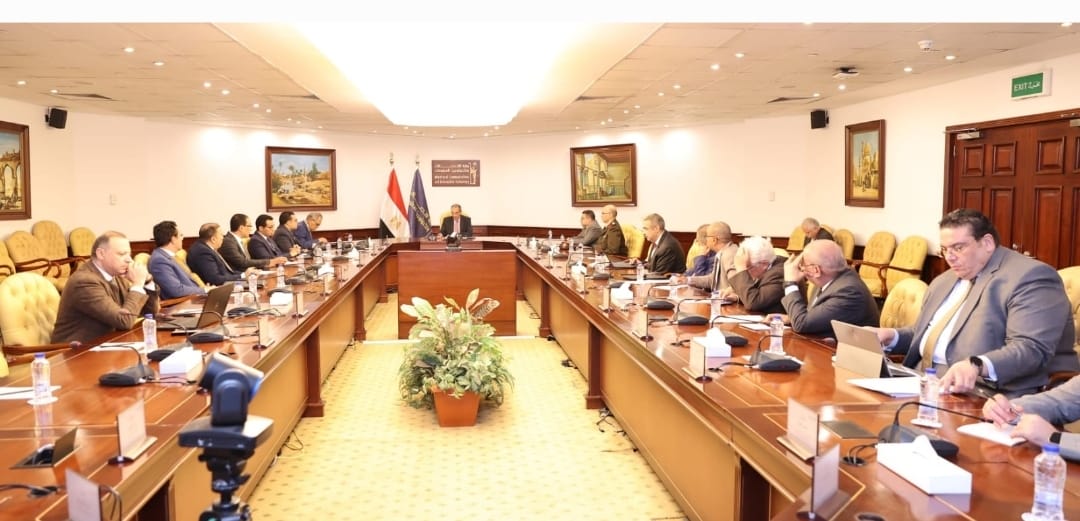 المجلس الوطنى للذكاء الاصطناعي فى اجتماع مع وزير الاتصالات