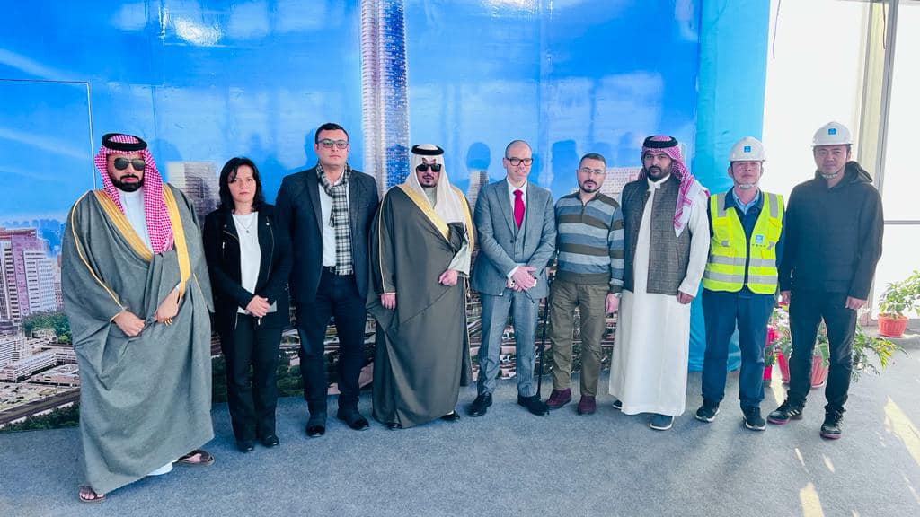 وزير الإسكان يلتقى الأمير خالد بن سعود بن تركى آل سعود