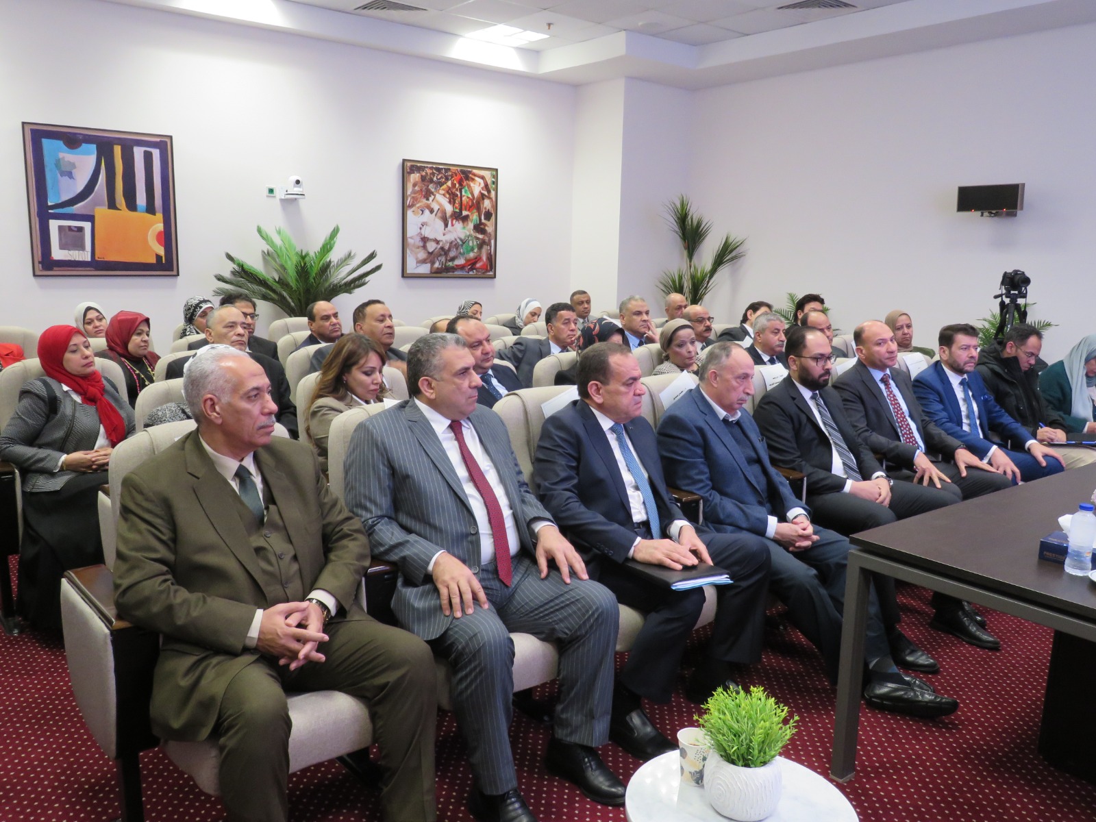 وزير المالية في اجتماع مع قيادات مصلحة الضرائب المصرية