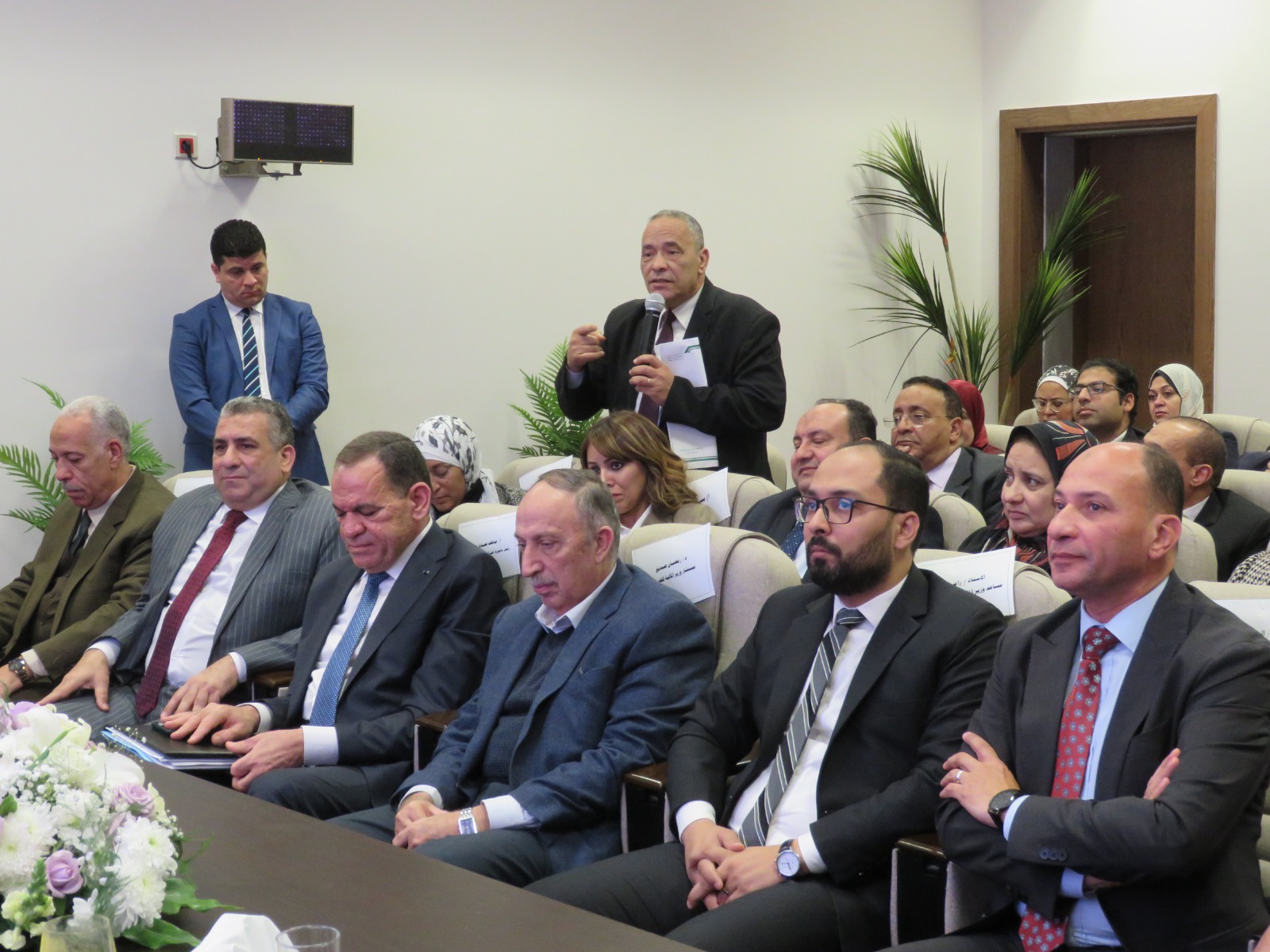 وزير المالية في اجتماع مع قيادات مصلحة الضرائب المصرية