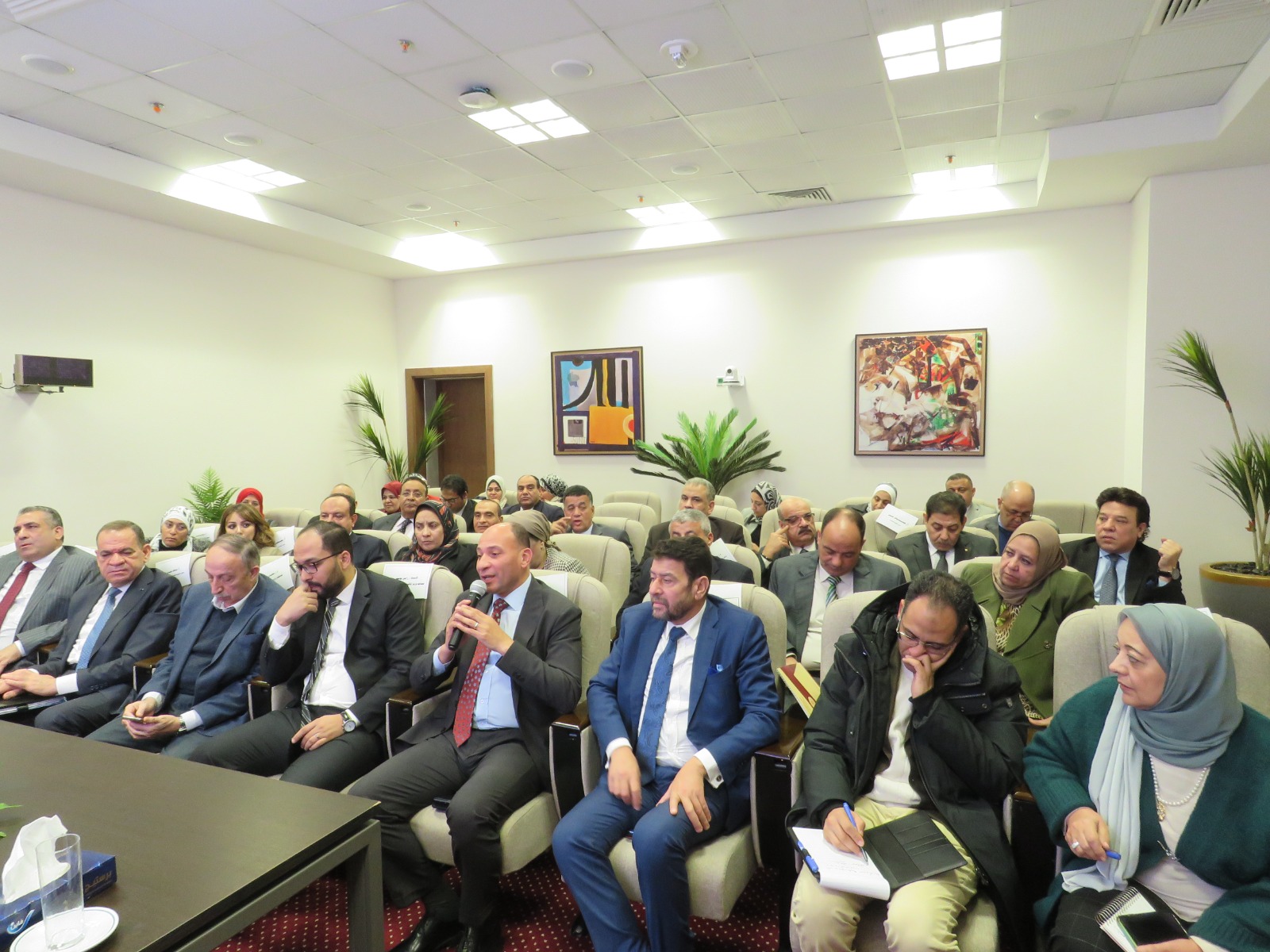 وزير المالية في اجتماع مع قيادات مصلحة الضرائب المصرية