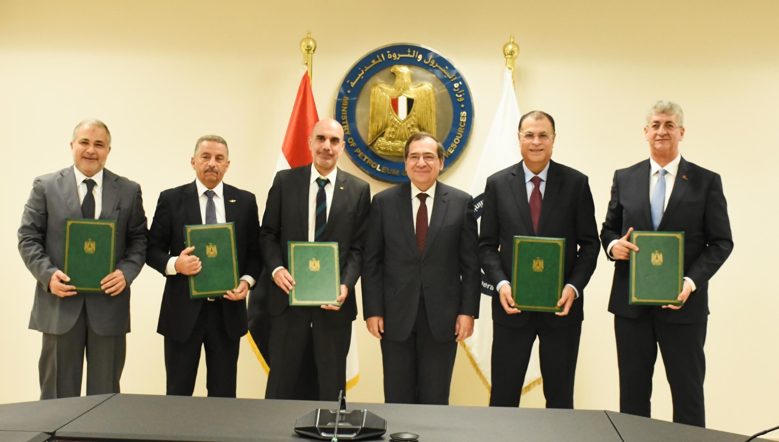 شركة بين أبو قير للمغذيات الزراعية ومجموعة ABB العالمية