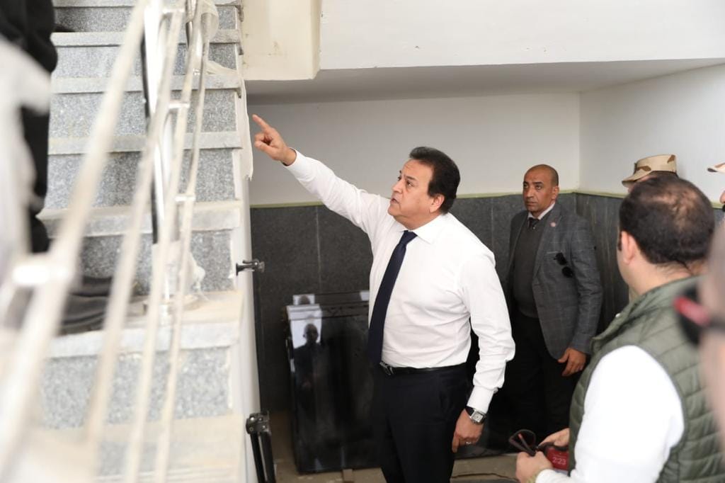 وزير الصحة يتابع مشروع إنشاء مجمع المعامل المركزية بمدينة بدر