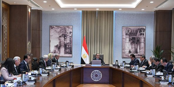 الحكومة تبدأ تدقيق اعداد اللاجئين