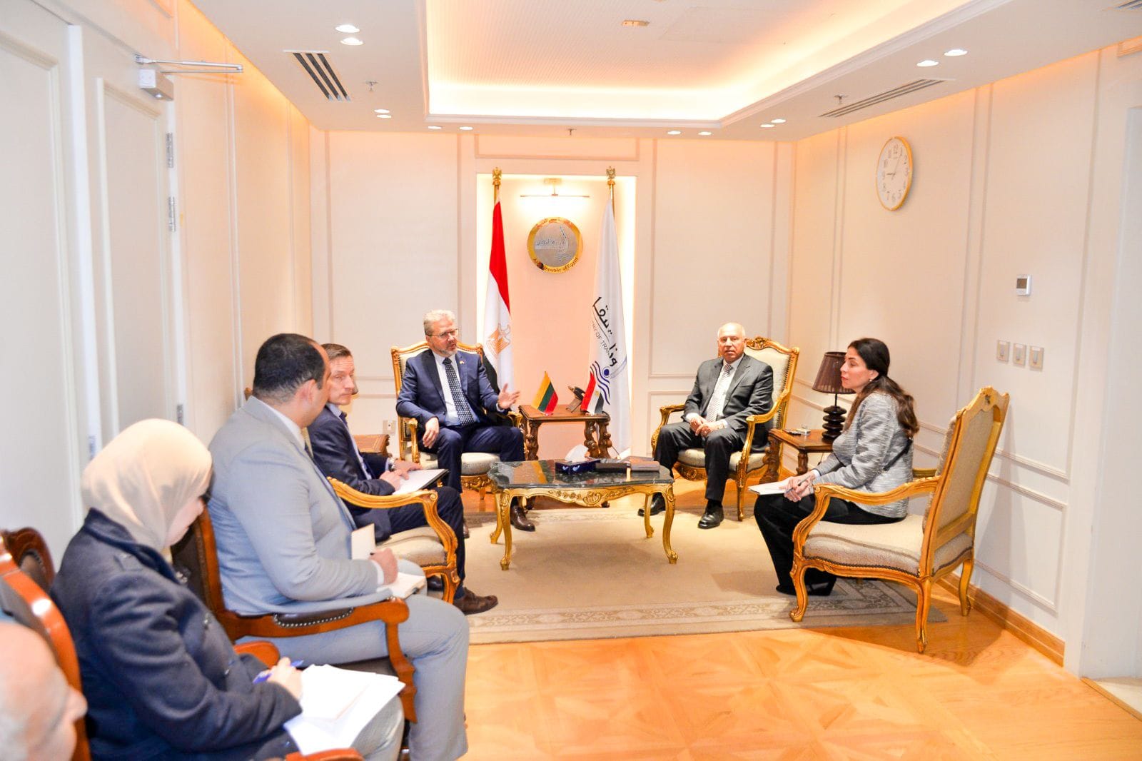 وزير النقل يستقبل سفير ليتوانيا
