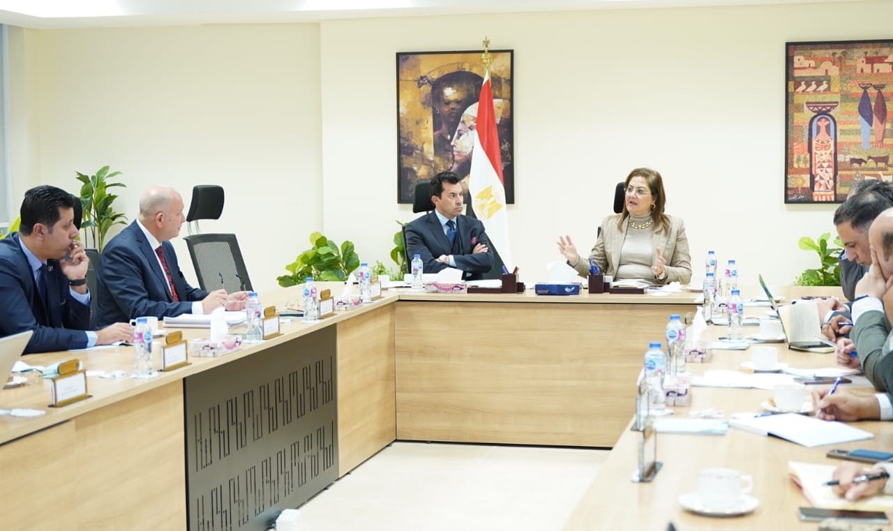 التخطيط والرياضة يناقشان الموقف التنفيذي لتشغيل مدينة مصر للألعاب الأولمبية