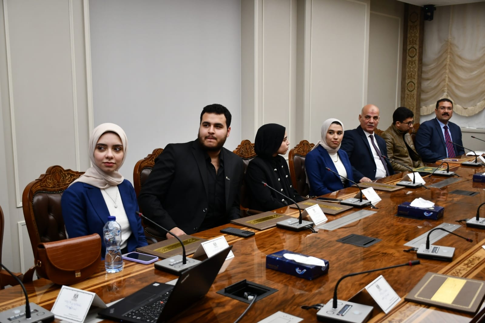 وزير الشباب يكرم طلاب جامعة كفر الشيخ الفائزين بكأس العالم للابتكارات