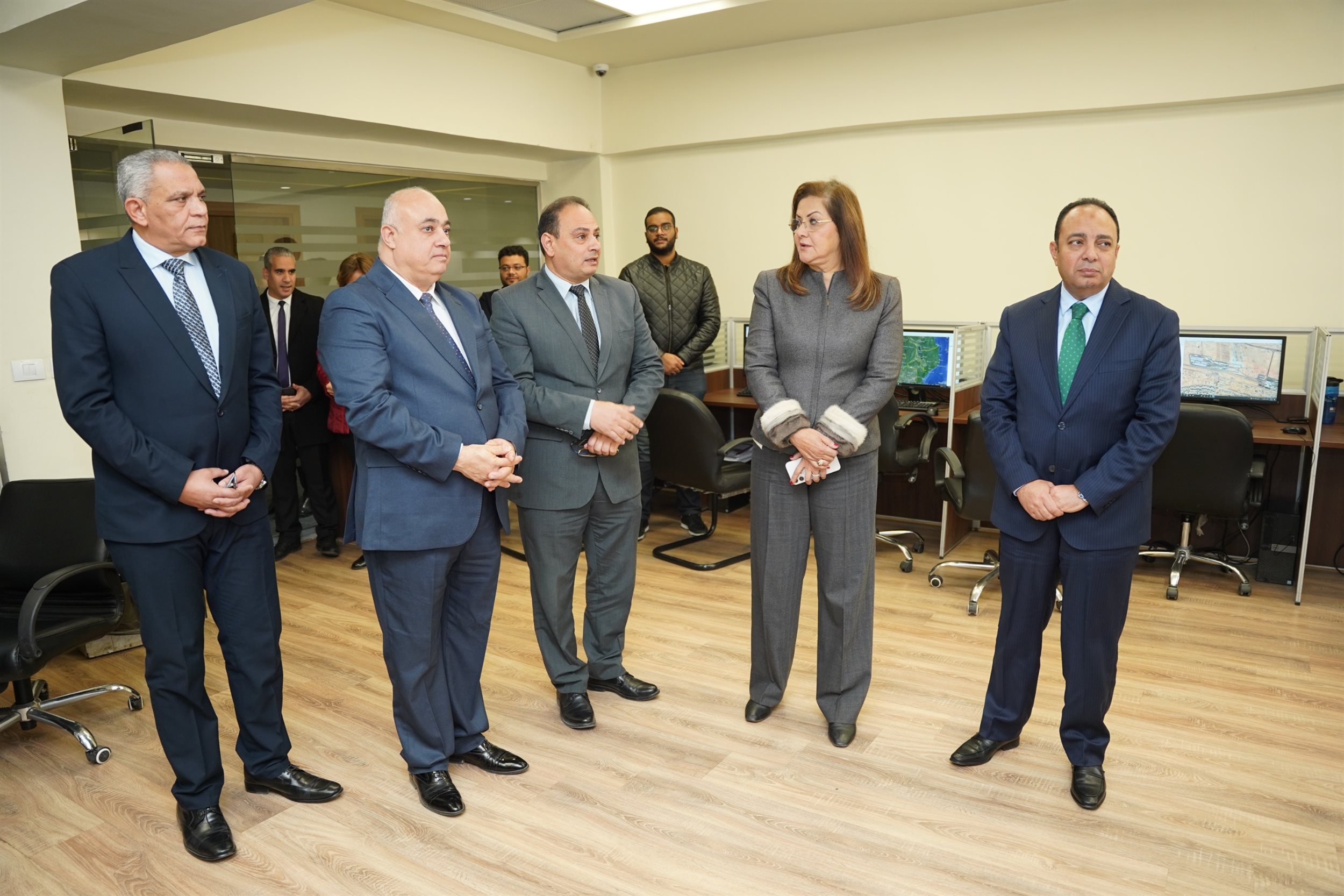 وزيرة التخطيط تتفقد المركز الوطنى للبنية المعلوماتية المكانية