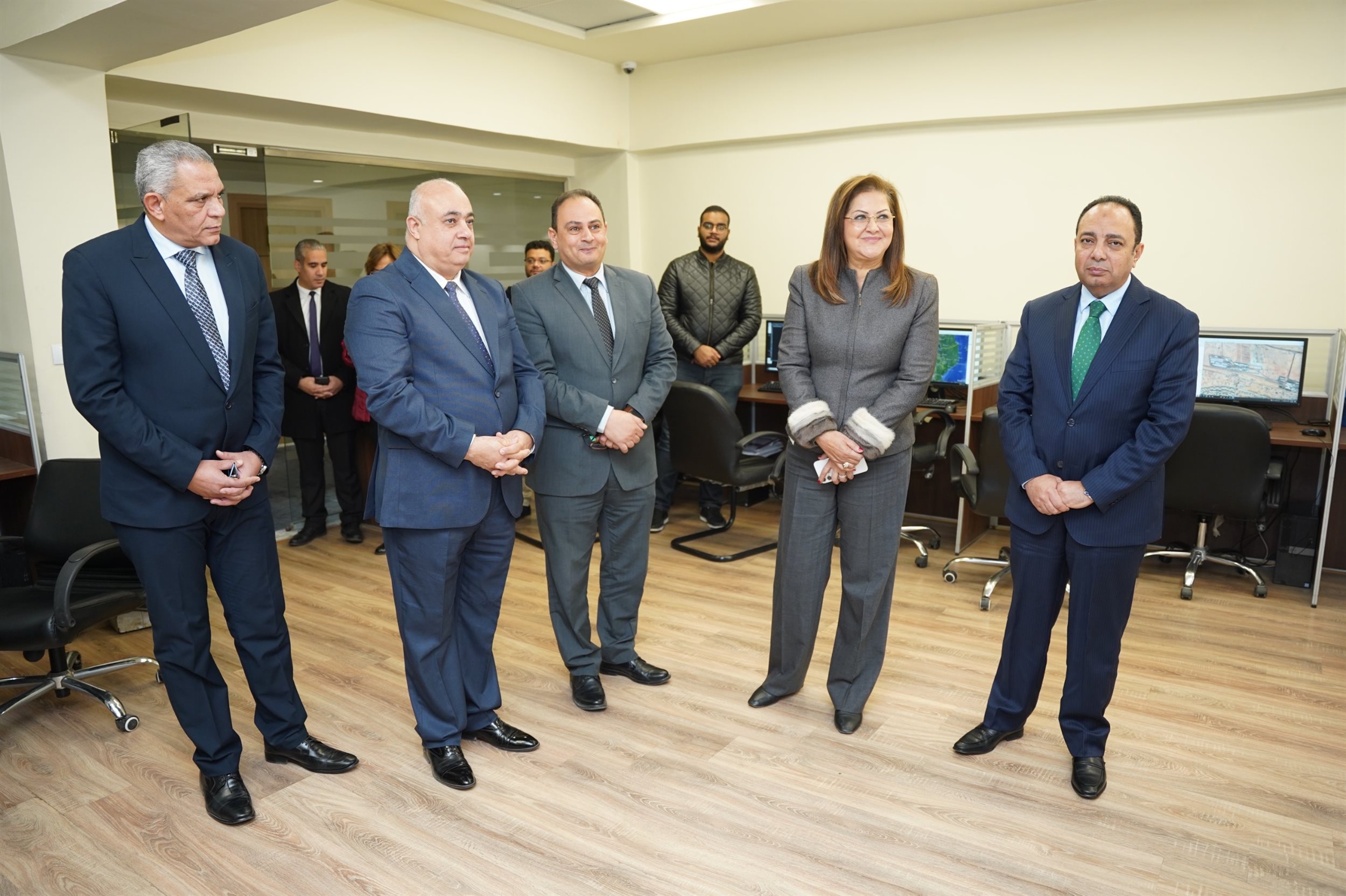 وزيرة التخطيط تتفقد المركز الوطنى للبنية المعلوماتية المكانية