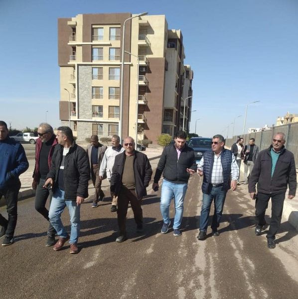 متابعة سير العمل بعدد من المشروعات بمدينة السادات