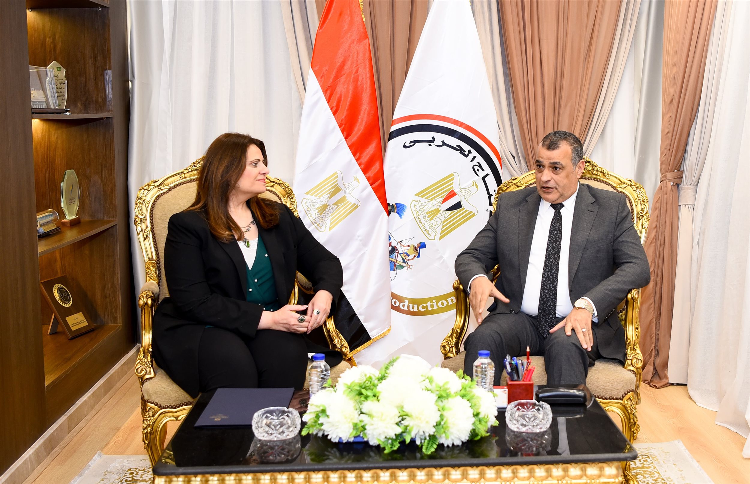 وزير الإنتاج الحربي يستقبل وزيرة الهجرة