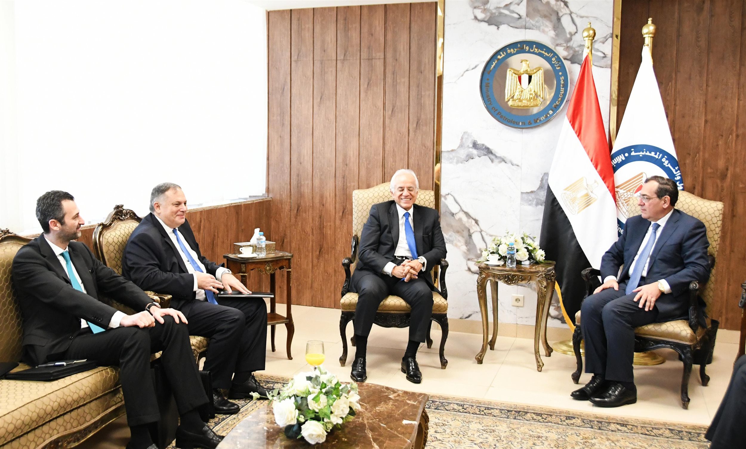 المهندس طارق الملا يستقبل رئيس مجموعة كوبيلوزوس اليونانية