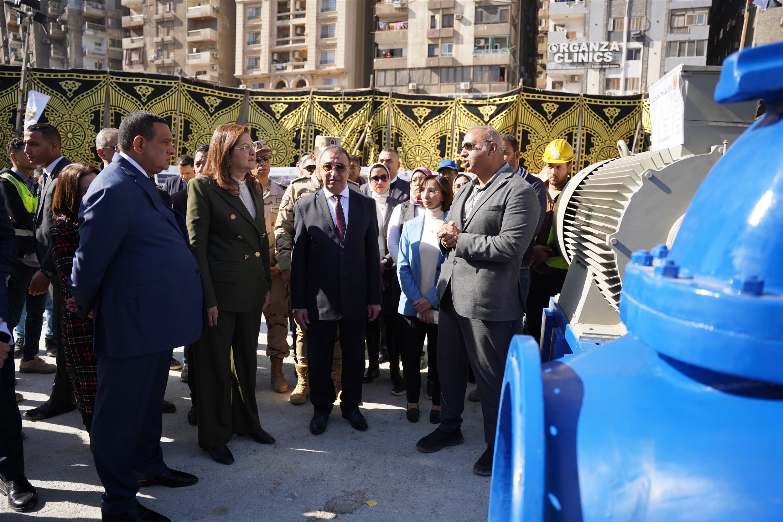 وزيرة التخطيط تفتتح مركز خدمات مصر بالإسكندرية