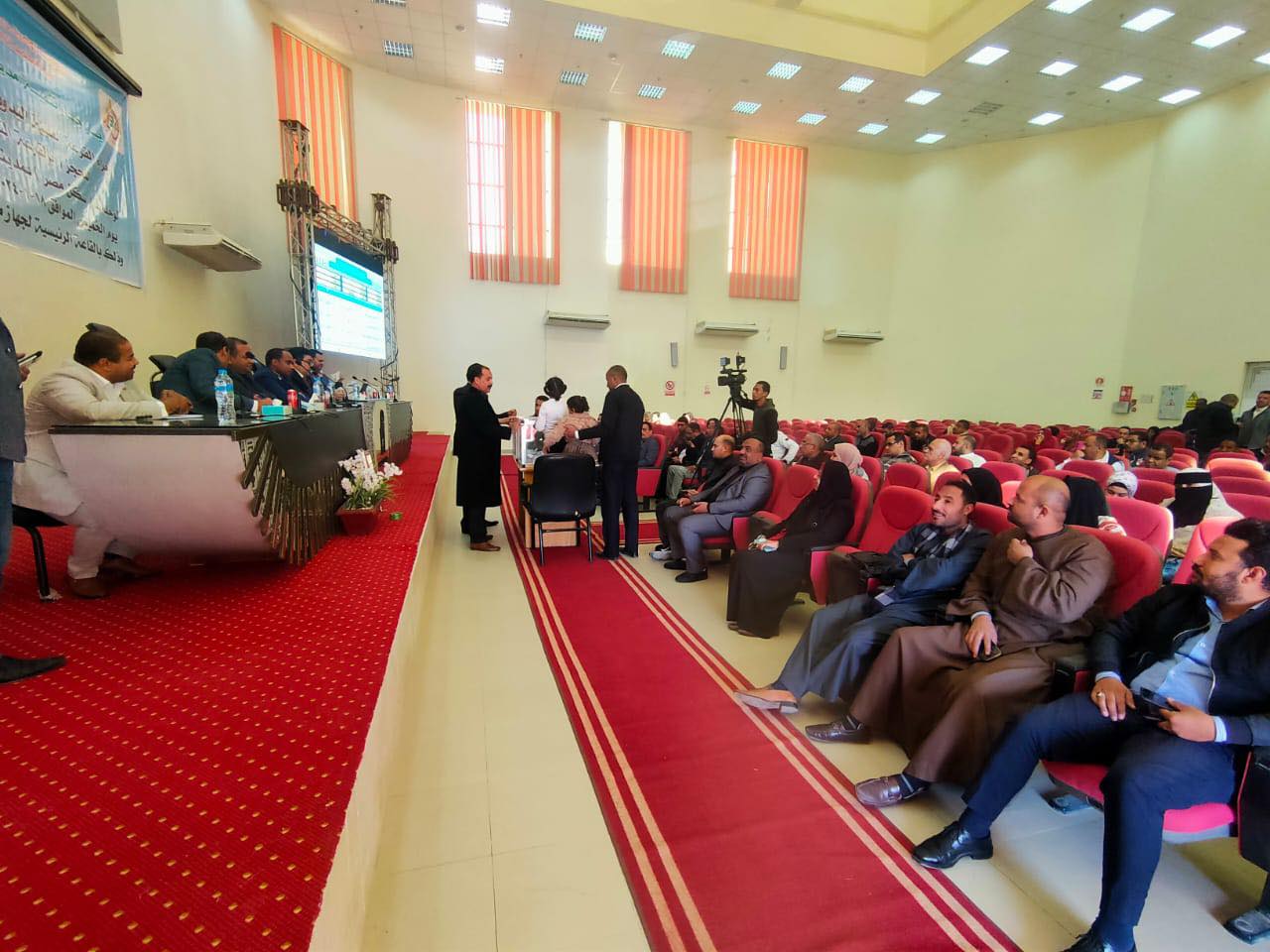 إجراء قرعة علنية تكميلية للمتقدمين لحجز وحدات سكنية بسكن مصر