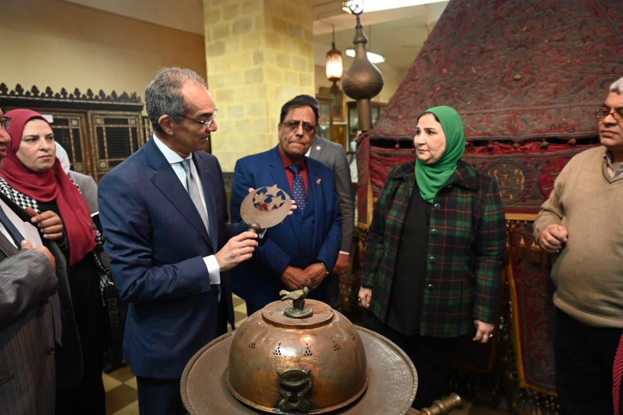 زيارة وزيرا الاتصالات والتضامن لمقر الجمعية الجغرافية المصرية