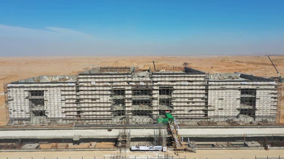 وزير النقل يتفقد مشروع الخط الثاني للقطار الكهربائى السريع
