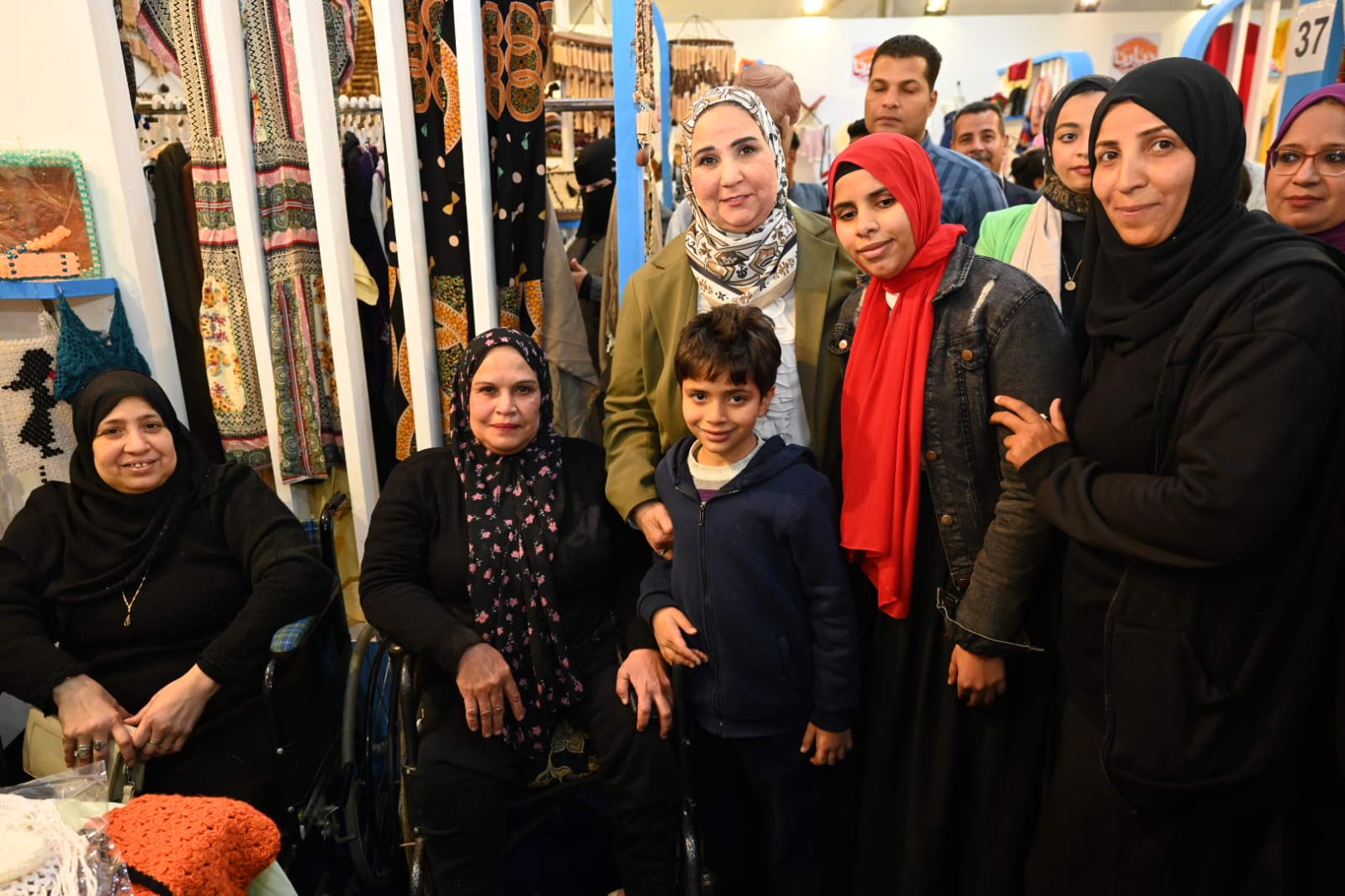 وزيرة التضامن تفتتح معرض ديارنا للحرف اليدوية بالأقصر
