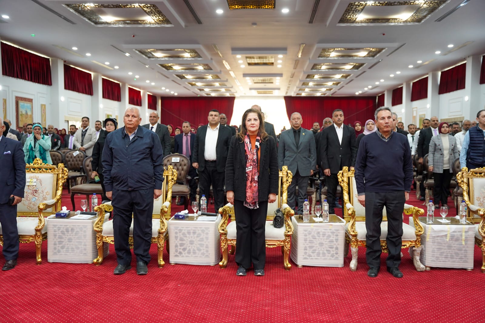 وزيرة التخطيط تلتقي بالقيادات والعاملين بالعاصمة الإدارية بالوادي الجديد