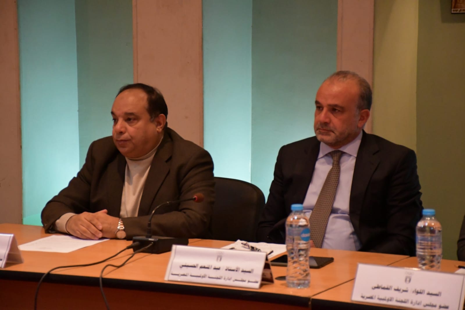وزير الشباب والرياضة في اجتماع بمقر اللجنة الأولمبية المصرية