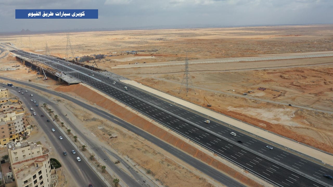 وزير النقل يتابع معدلات تنفيذ مشروع الخط الاول من شبكة القطار الكهربائي السريع