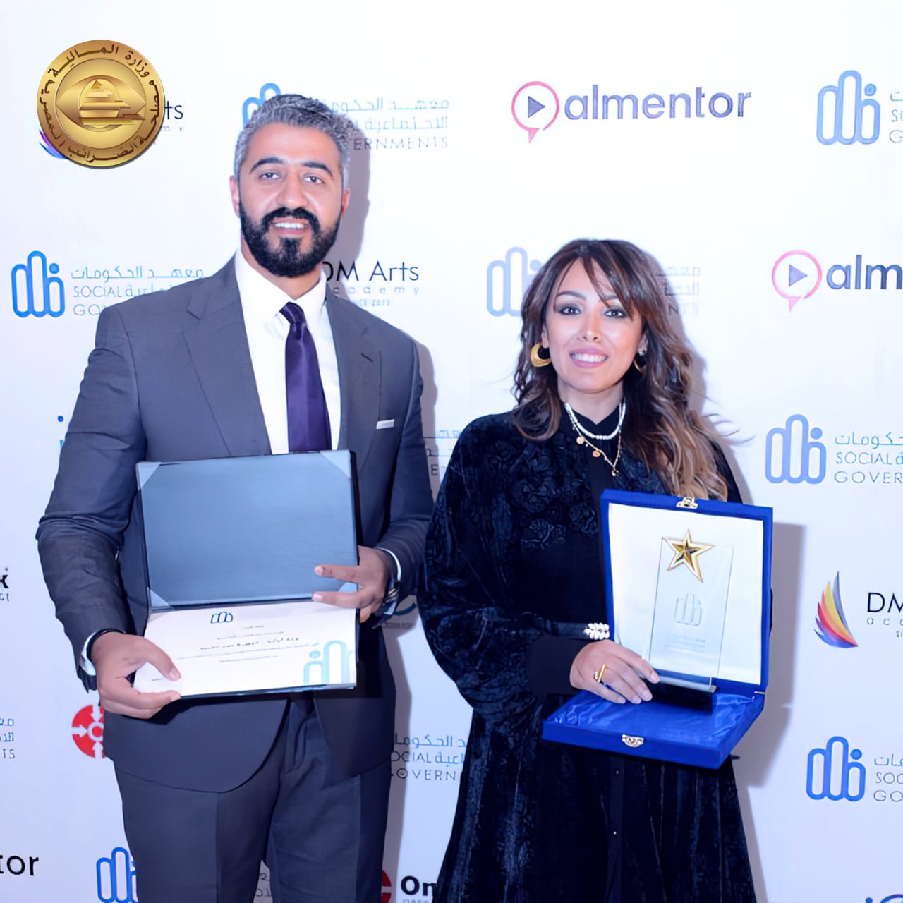 فوز وزارة المالية ومصلحة الضرائب بجائزة