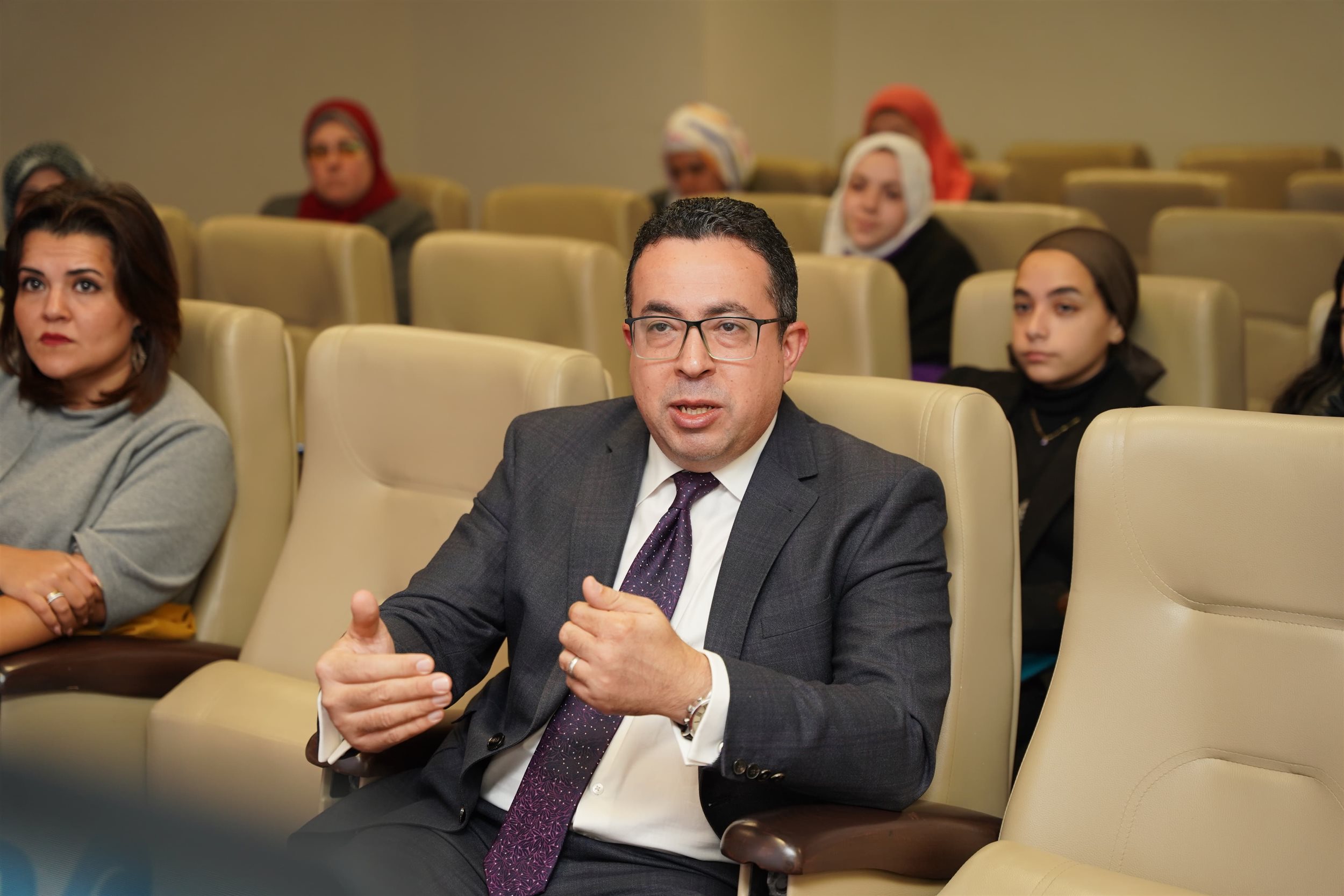 وزارة التخطيط تعقد ندوة توعوية حول حقوق الأشخاص ذوي الهمم