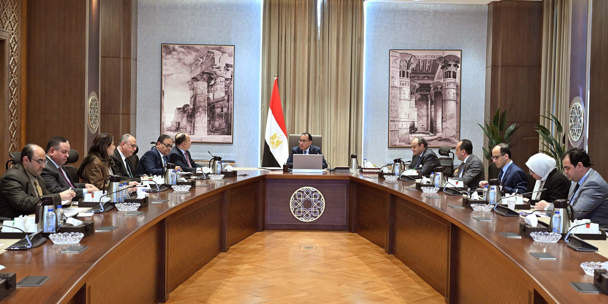 اجتماع رئيس الوزراء
