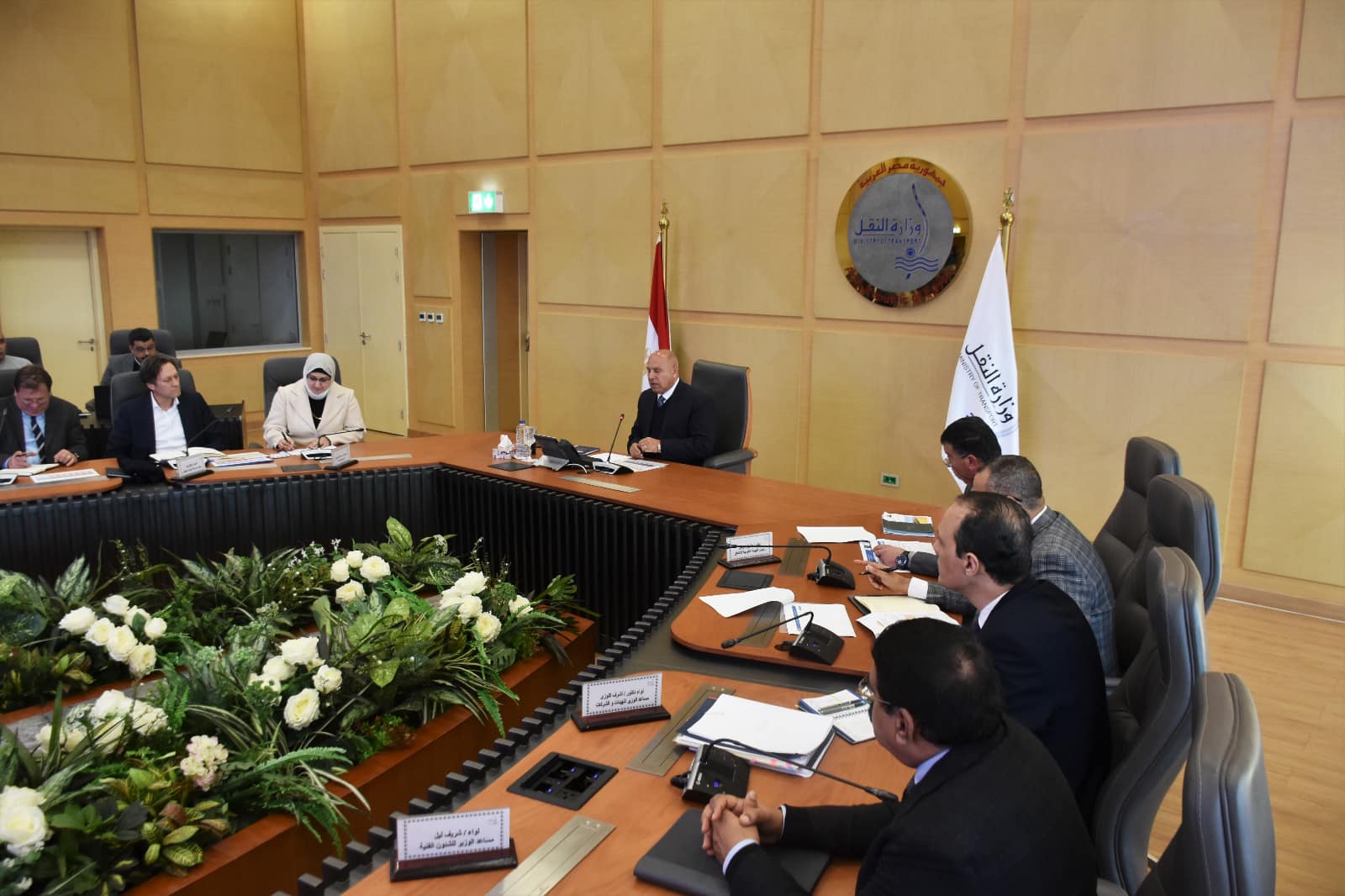 وزير النقل يلتقى الرئيس التنفيذي لشركة سيمنز موبيليتي