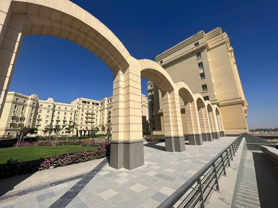 الوحدات السكنية بالحى السكنى