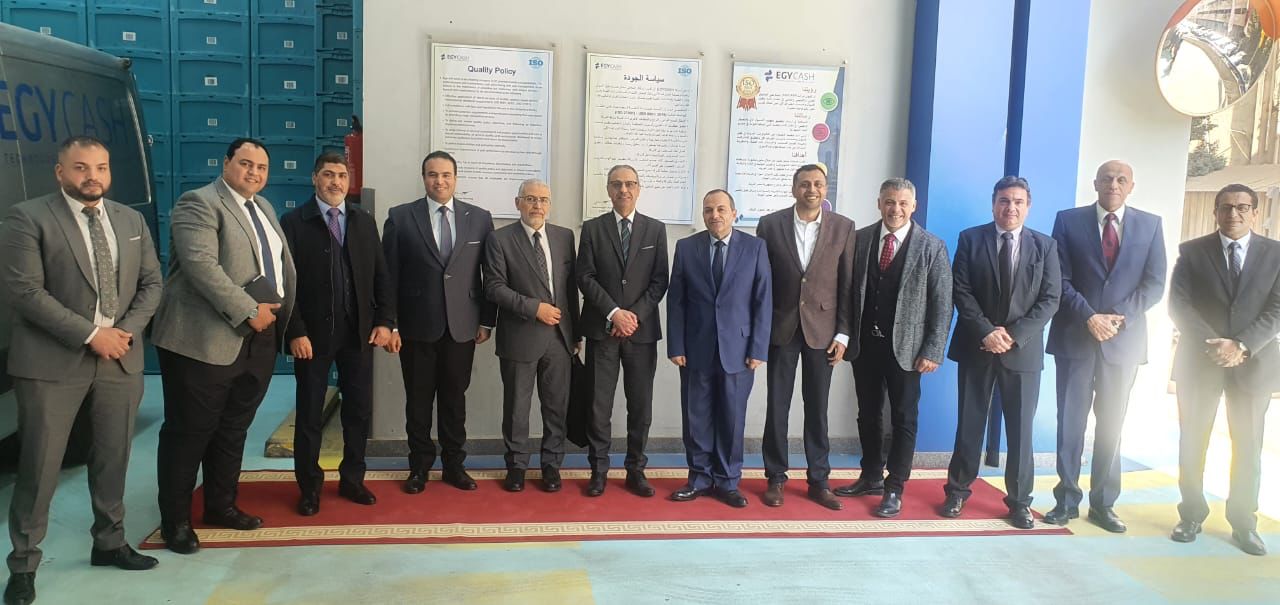�جولد إيرا� تبدأ التداول على الذهب بالبورصة السلعية