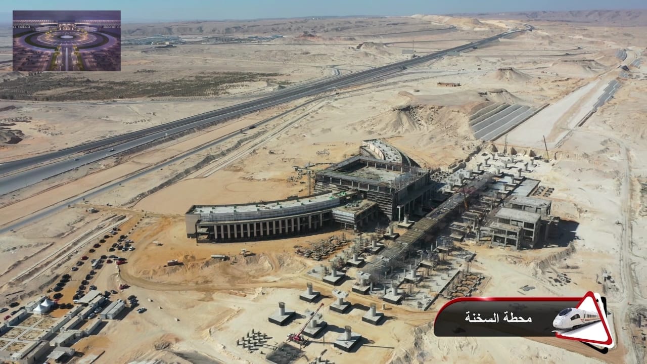 وزير النقل يتفقد مواقع العمل بالخط الأول من مشروع القطار السريع