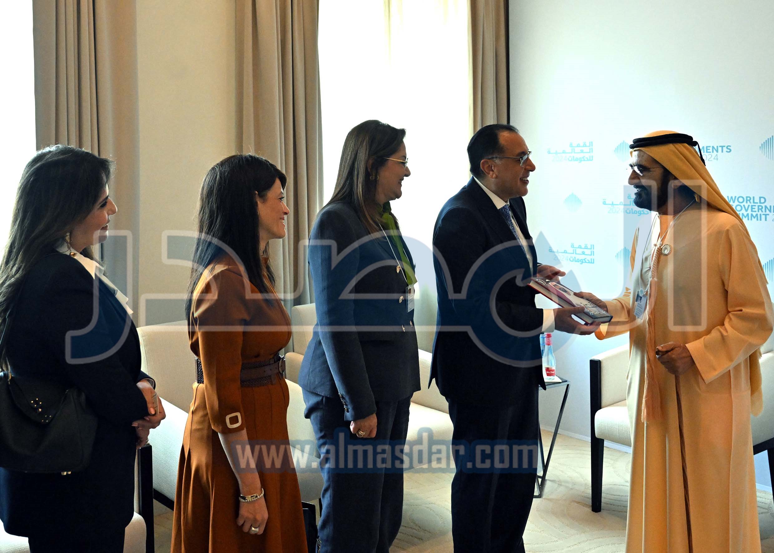 الشيخ محمد بن راشد آل مكتوم يستقبل رئيس مجلس الوزراء