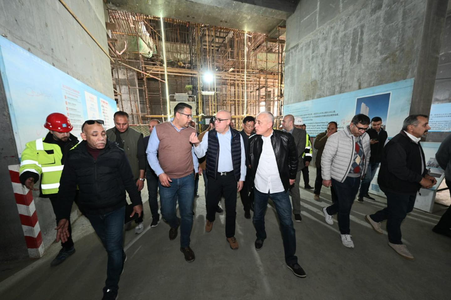 الجزار يتفقد مشروع أبراج الداون تاون بمدينة العلمين الجديدة