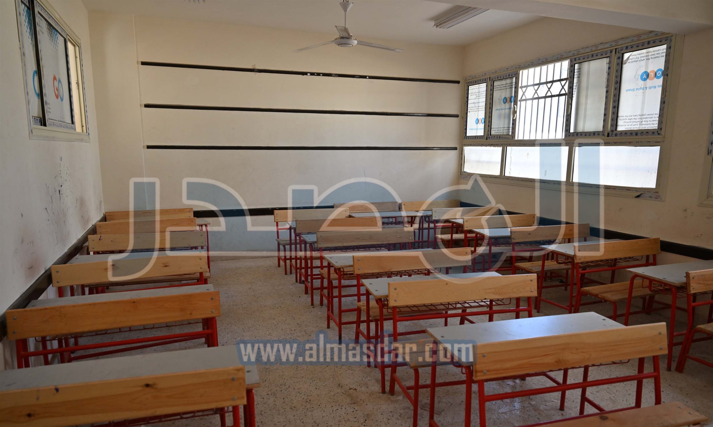 رئيس الوزراء يتفقد الوحدات السكنية بمشروع