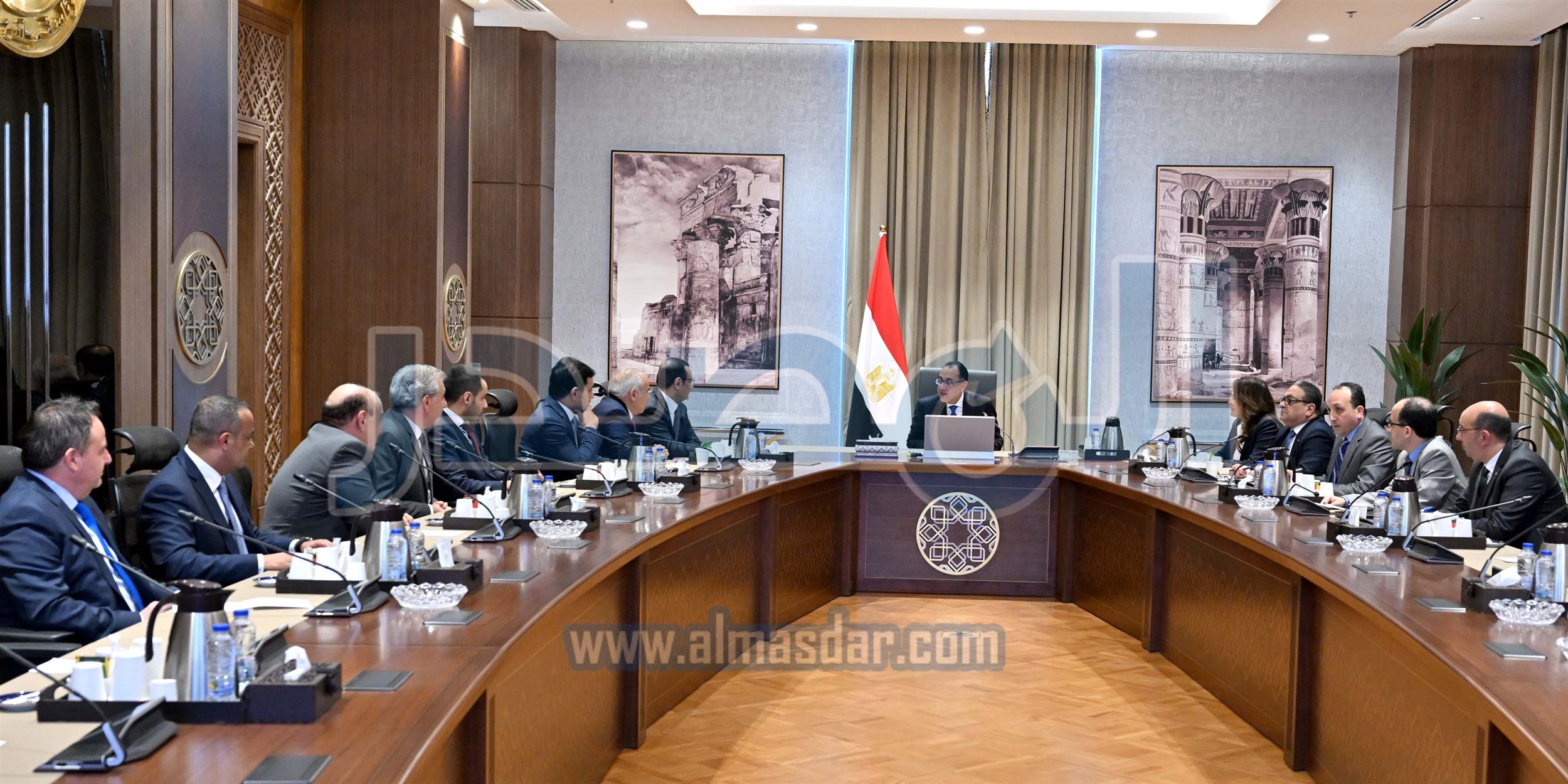 رئيس الوزراء يلتقي رئيس مجلس إدارة الشركة المصرية - الكويتية