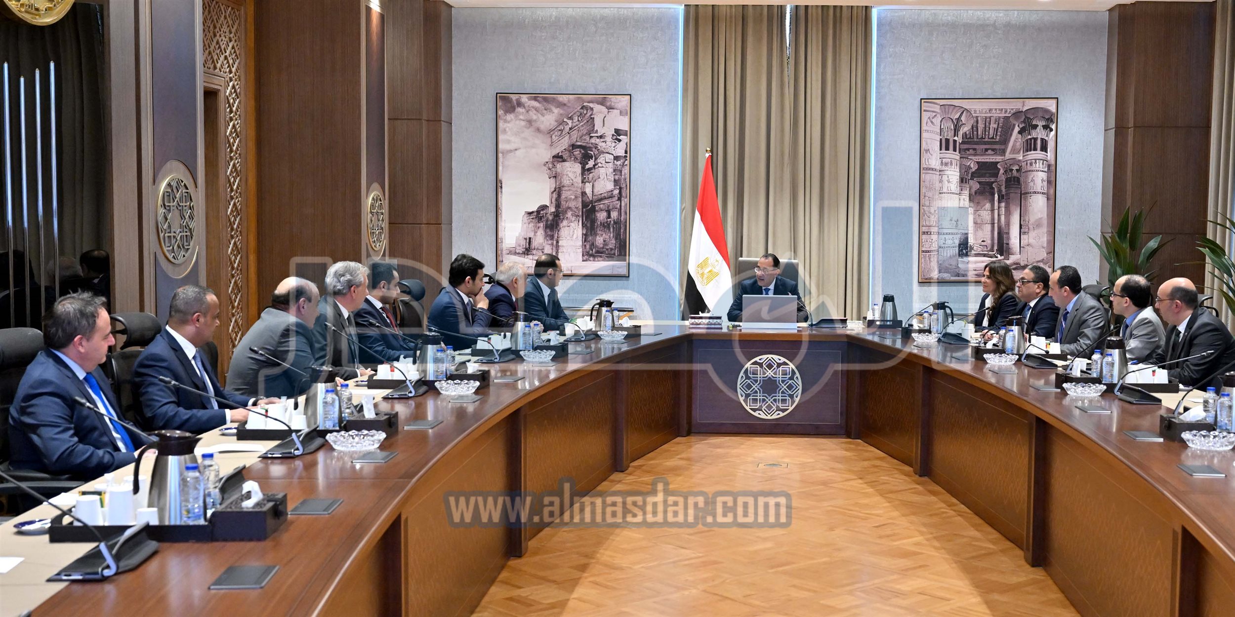 رئيس الوزراء يلتقي رئيس مجلس إدارة الشركة المصرية - الكويتية